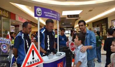 HBB, TRAFİK HAFTASINDA ÇOCUKLARIN YÜZÜNÜ GÜLDÜRDÜ