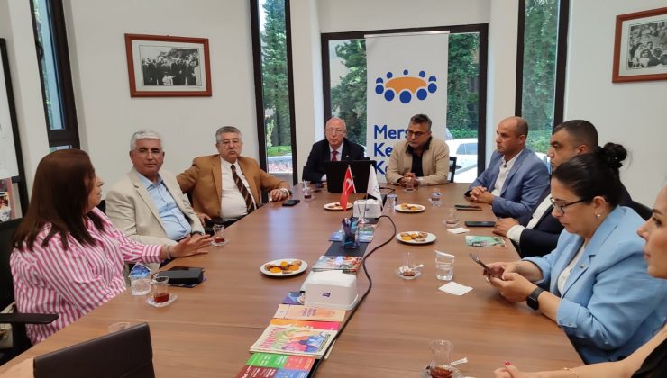 HATAY VE MERSİN KENT KONSEYLERİ KARDEŞ OLDU