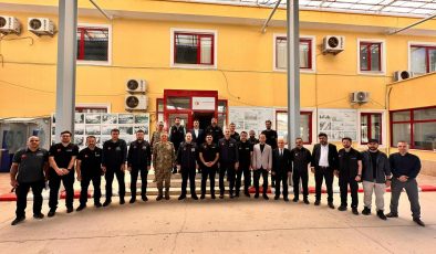 AFAD BAŞKANI PEHLİVAN YAYLADAĞI GÜMRÜK KAPISI’NDA İNCELEMELERDE BULUNDU 