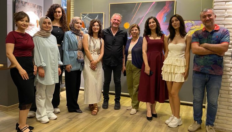 RESİM-İŞ ÖĞRENCİLERİNDEN GÖRKEMLİ MEZUNİYET SERGİSİ