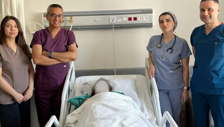 ALTINÖZÜ DEVLET HASTANESİ’NDE ORTOPEDİ AMELİYATI BAŞARIYLA GERÇEKLEŞTİRİLDİ 