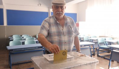 HATAY’DA MUHTARIN VEFATI NEDENİYLE YENİDEN MUHTARLIK SEÇİMİ YAPILDI  