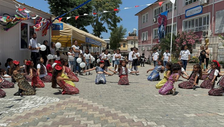 DEPREMZEDE ÇOCUKLARIN KOSTÜMLERİ GÜLBİN ABLALARINDAN