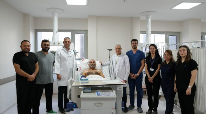 HATAY MKÜ’DE KALP DURDURULMADAN AÇIK KALP AMELİYATI YAPILDI