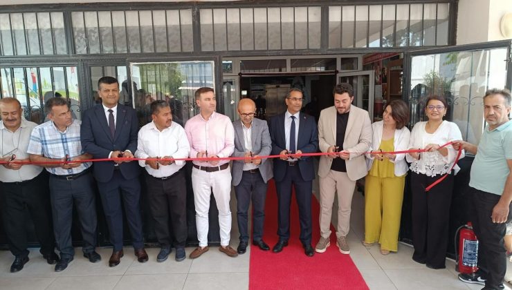 OVAKENT İLKOKULU’NDA TOPLU AÇILIŞ TÖRENİ GERÇEKLEŞTİ