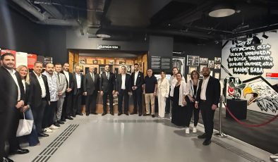 “BİR FORMA BENDEN SANA KARDEŞİM” ETKİNLİĞİNE HATAY BEŞİKTAŞLILAR DERNEĞİ’NDEN DESTEK