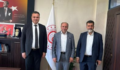 BAŞKAN YILMAZ YENİ İL MÜDÜRÜNÜ ZİYARET ETTİ