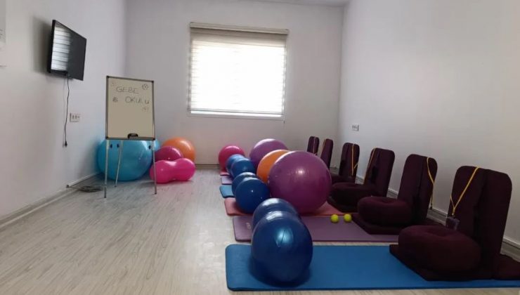 HATAY EĞİTİM VE ARAŞTIRMA HASTANESİ’NDE GEBE OKULU HİZMETE GİRDİ