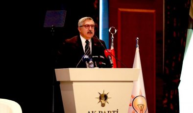 YAYMAN CEMİL MERİÇ ANMA PROGRAMINA KATILDI