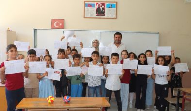 ALTINKAYA’LI ÖĞRENCİLERDE KARNE HEYECANI
