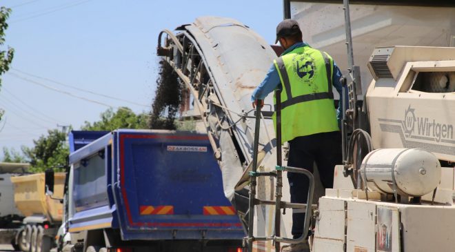HBB, DÖRTYOL’DA ASFALTLAMA ÇALIŞMALARINI SÜRDÜRÜYOR