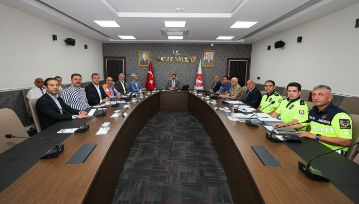 HATAY’DA TRAFİK GÜVENLİĞİ TOPLANTISI GERÇEKLEŞTİ 