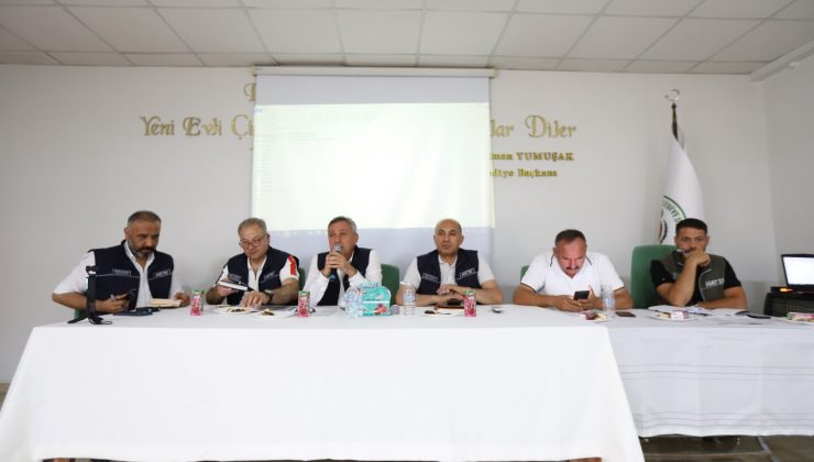 HATSU HEYETİ, REYHANLI MUHTARLARIYLA BİR ARAYA GELDİ