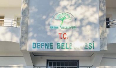 DEFNE BELEDİYESİ’NDEN SGK VE VERGİ BORÇLARININ ÖDENMESİNE YÖNELİK TAŞINMAZ DEVRİ KARARI