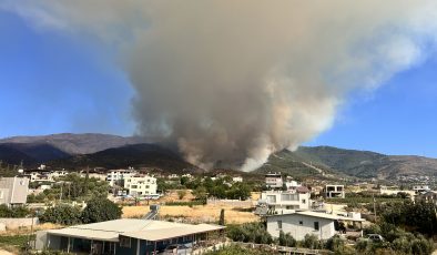 ORMAN YANGININA MÜDAHALE 22. SAATTE DEVAM EDİYOR   