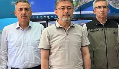 BAKANI YUMAKLI: “HATAY-ANTAKYA ŞU ANDA EN ZOR DURUMDAKİ İLİMİZ” 