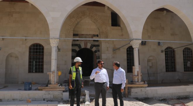 DEPREMDE YERLE BİR OLAN ANADOLU’NUN İLK CAMİSİNİN EYLÜL AYINDA İBADETE AÇILMASI PLANLANIYOR  