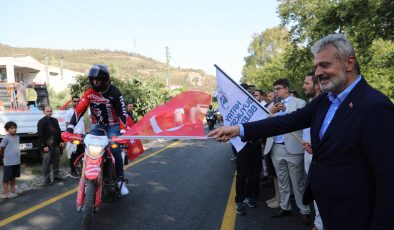 SERİNYOL-MADENLİ YOLUNUN AÇILIŞINA MOTOSİKLET KORTEJİ RENK KATTI   