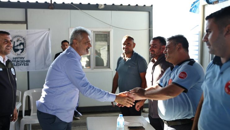 BAŞKAN ÖNTÜRK, YANGIN KAHRAMANLARINI ZİYARET ETTİ
