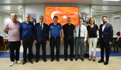 TAYİNİ ÇIKAN EMNİYET PERSONELLERİNE VEDA YEMEĞİ DÜZENLENDİ