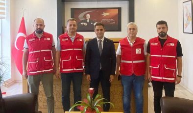 KIZILAY’DAN KAYMAKAMI MURAT’A TEBRİK ZİYARETİ
