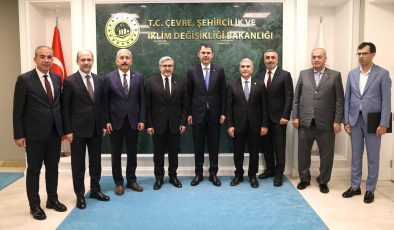 HATAY HEYETİNDEN BAKAN KURUM’A ZİYARET