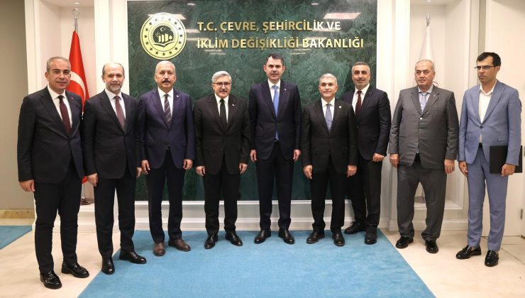 HATAY HEYETİNDEN BAKAN KURUM’A ZİYARET