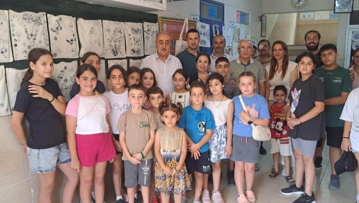 GÜLİSTAN SERGİ AÇILIŞINA KATILDI