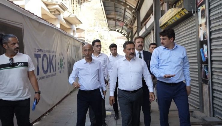 VALİ MASATLI, TARİHİ UZUN ÇARŞI’DAKİ ÇALIŞMALARI İNCELEDİ   