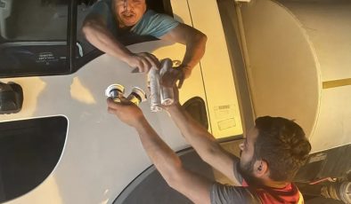 KIZILAY’DAN ALEVLERLE MÜCADELE EDEN EKİPLERE DESTEK   
