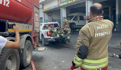 HATAY’DA MOBİLYA ATÖLYESİNDE YANGIN   