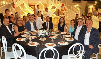 SİYASET, SANAT VE İŞ DÜNYASI BU DÜĞÜNDE BULUŞTU