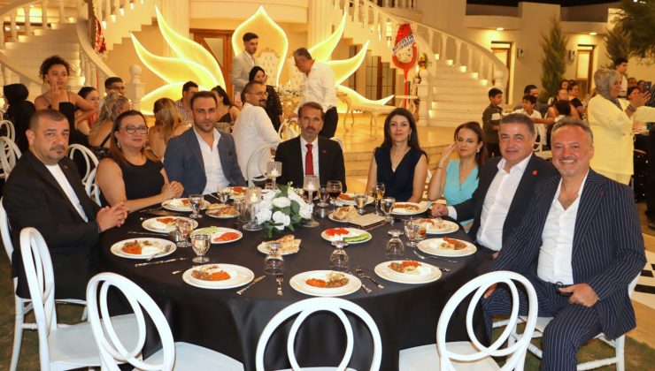 SİYASET, SANAT VE İŞ DÜNYASI BU DÜĞÜNDE BULUŞTU