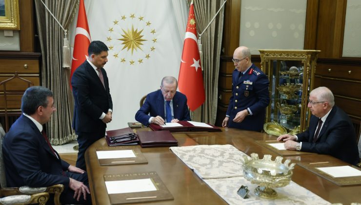 YÜKSEK ASKERİ ŞURA KARARLARI AÇIKLANDI