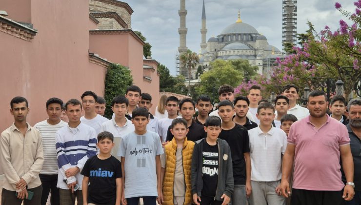TÜGVA HATAY’IN 72 OTOBÜSLE İSTANBUL ÇIKARTMASI GÜNDEM OLDU