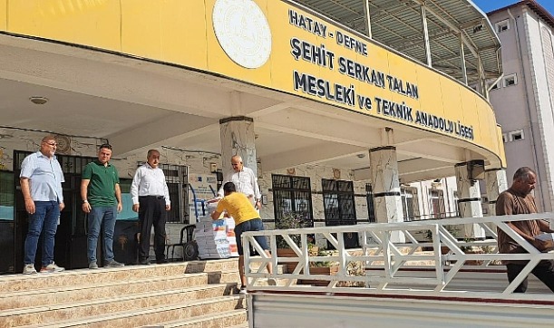 ÜCRETSİZ DERS KİTAPLARININ OKULLARA DAĞITIMINA BAŞLANDI