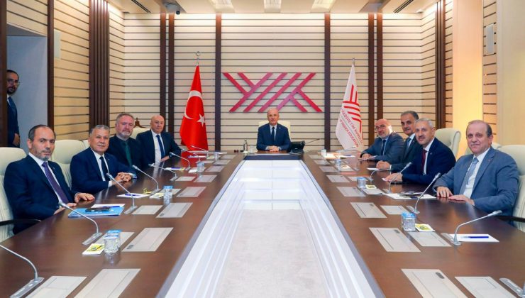 REKTÖR EREN’DEN YÖK BAŞKANI ÖZVAR’A TEBRİK