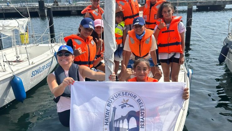 HATAYLI ÇOCUKLAR, KİEL’DE DALGALARLA BULUŞTU