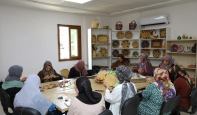 ALTINÖZÜ’NDE KADIN VE GENÇLERE YÖNELİK ANLAMLI GİRİŞİM