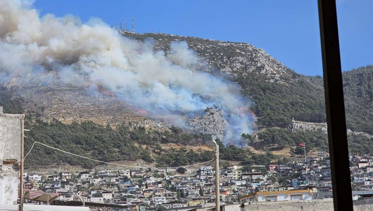 HABİB-İ NECCAR DAĞI’NDA YANGIN ÇIKTI