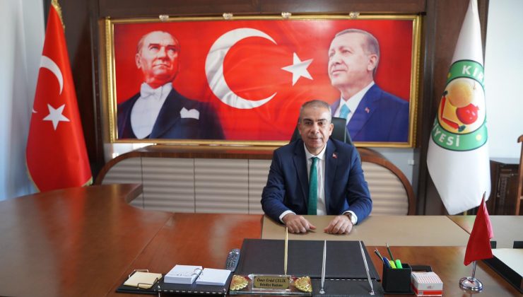 BAŞKAN ÖMER ERDAL ÇELİK: “KIRIKHAN’IN 350 KM’LİK YOL AĞINI TEK TEK YENİLİYORUZ”