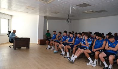 HATAYSPOR’DA FUTBOLCU ALACAKLARI ÖDENDİ