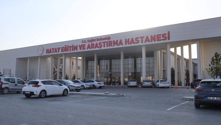 SİNİR KRİZİ GEÇİREREK ANNESİNİ VE BABASINI DÖVEN ŞAHIS, ‘DUR’ İHTARINA UYMAYARAK ORTALIĞI SAVAŞ ALANINA ÇEVİRDİ  