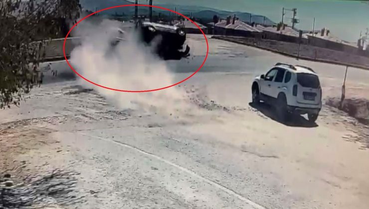 FRENE AYAĞINI DAHİ DEĞDİRMEDEN GİRDİĞİ YOLDA FECİ KAZAYA NEDEN OLDU    