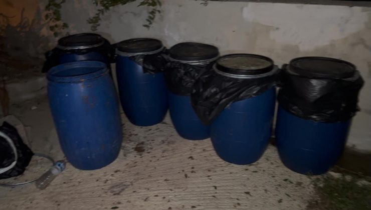 HATAY’DA BİN 260 LİTRE FERMENTE HALDE SAHTE İÇKİ ELE GEÇİRİLDİ   