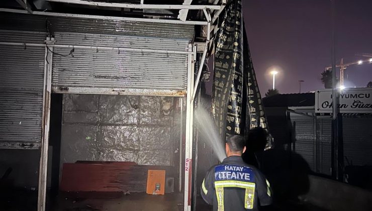 ANTAKYA’DA METRUK İŞ YERİNDE YANGIN ÇIKTI   