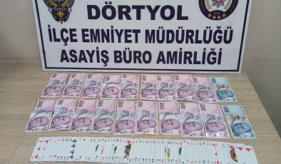 DÖRTYOL’DA KUMAR OYNAYAN 3 ŞAHSA PARA CEZASI UYGULANDI   