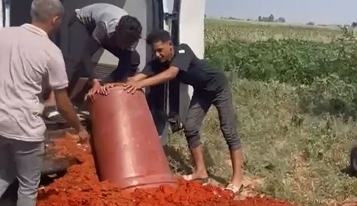 HATAY’DA ELE GEÇİRİLEN 6 TON BOZUK GIDA İMHA EDİLDİ 