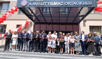 MESUT YILMAZ ORTAOKULU TÖRENLE AÇILDI