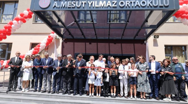 MESUT YILMAZ ORTAOKULU TÖRENLE AÇILDI